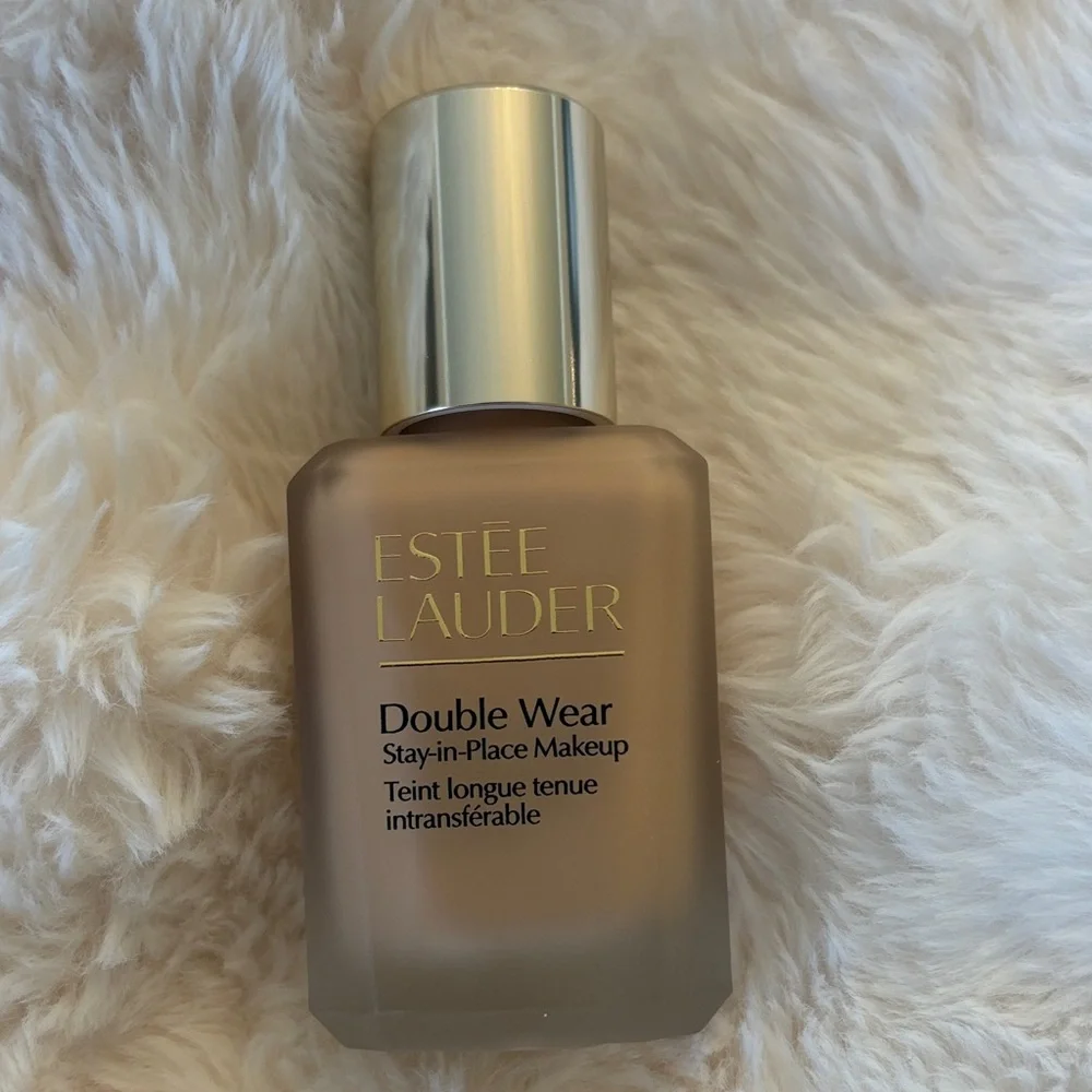 Estee Lauder Double Wear Foundation NEW NIB 3N2 Wheat Pump Included